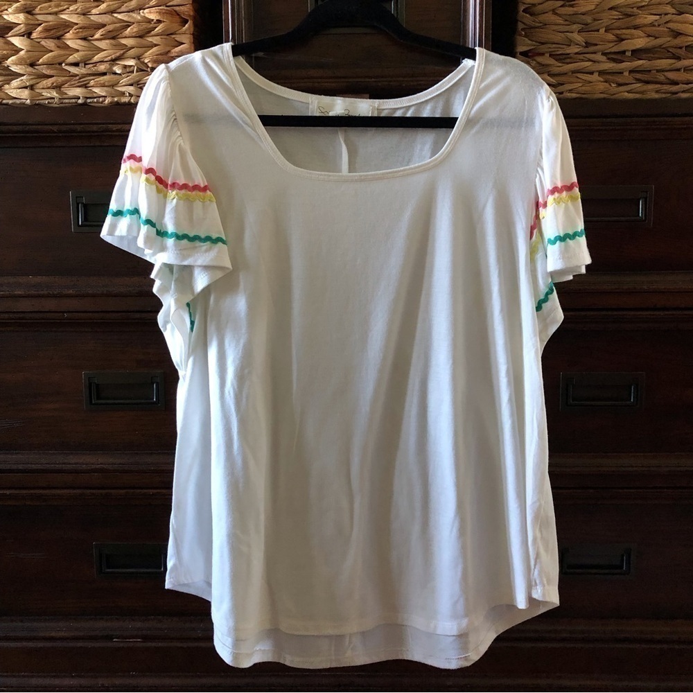 French Laundry Cream flutter sleeve blouse in size 1X